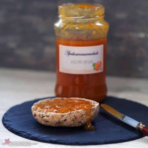 chilibluetendotcom-haferle-instagram Haferle mit Aprikosenmarmelade
