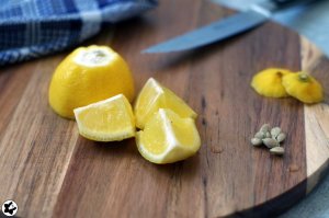 chilibluetendotcom geschnittene Zitronen